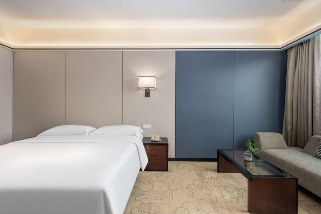 Mizparton Hotel South Qianjin Road Heshan  Bagian luar foto